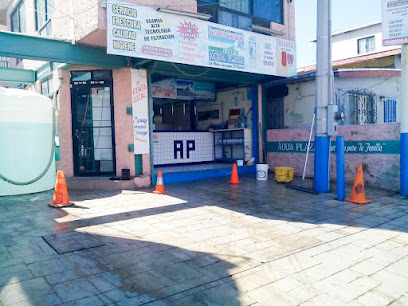 Aqua Plaza